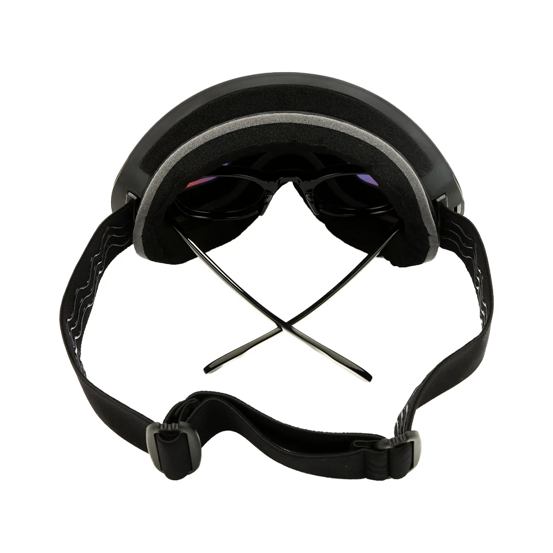 ski goggles