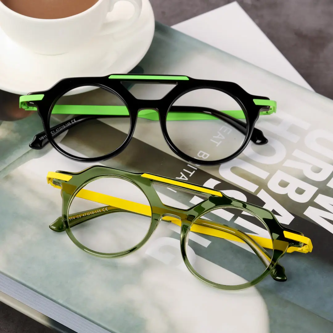 Scene view of Boye aviator acetate eyeglasses AA0082302 in green