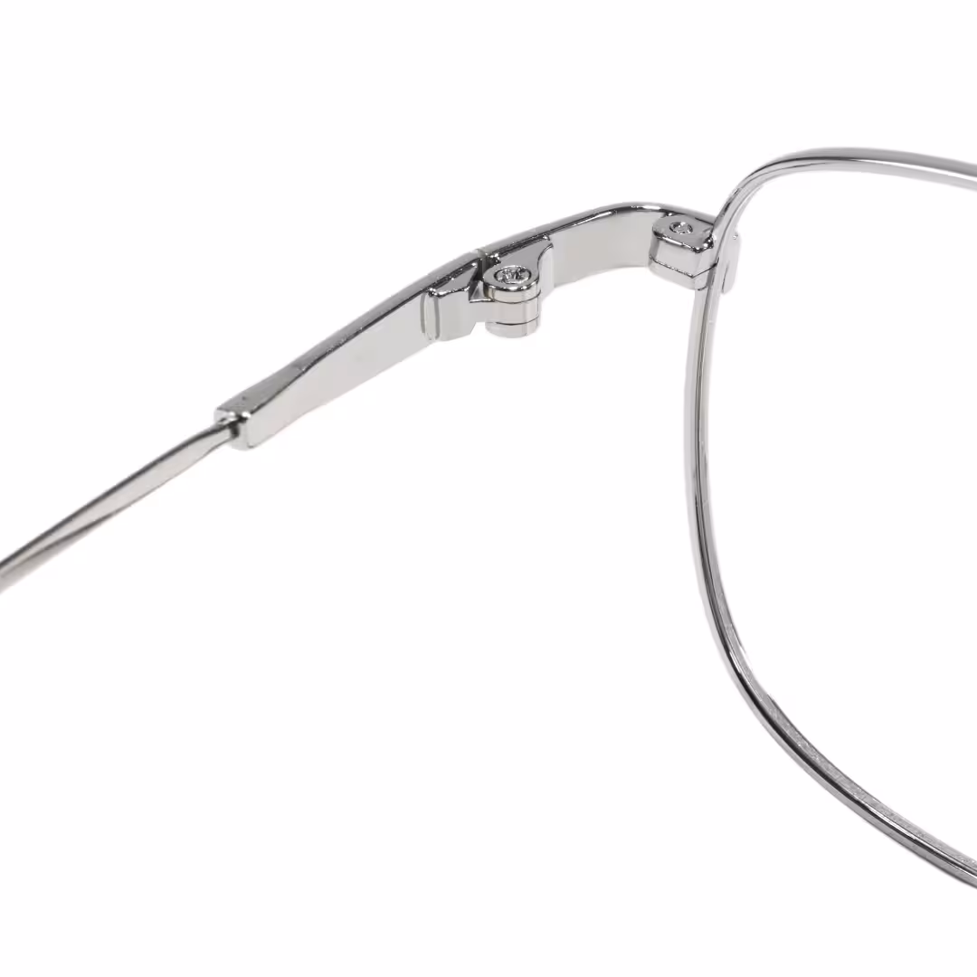 Hinge detail of Marenx aviator metal eyeglasses AM0202605 in sliver