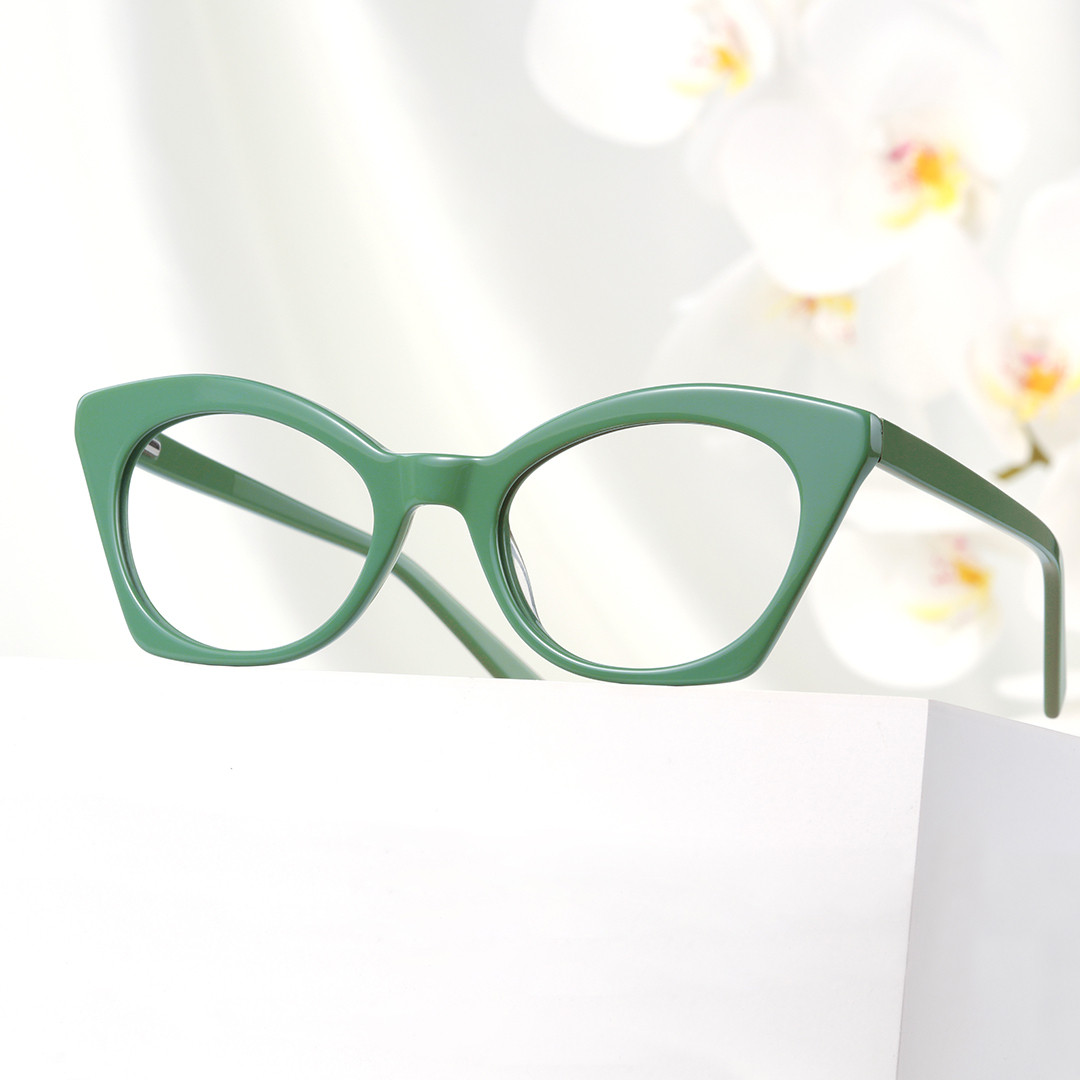 Scene view of Coki vintage cat eye acetate eyeglasses CA0062307 in green