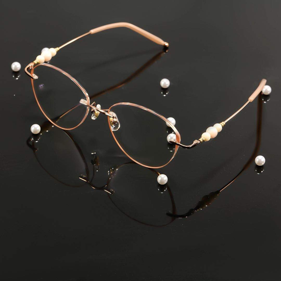 Set view of Catty cat eye metal eyeglasses CM0172511 in pink