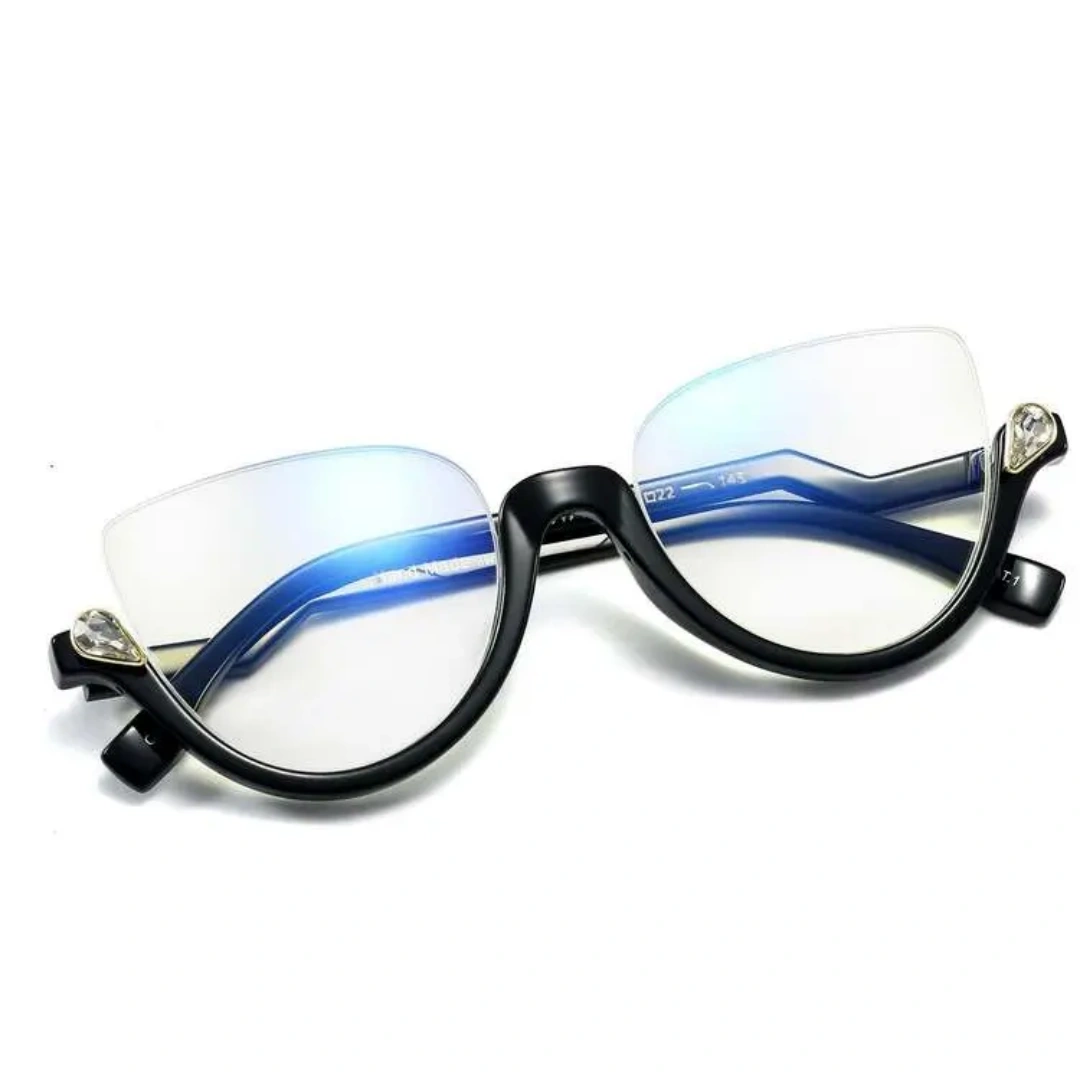 Front folded view of Clove cat eye pc eyeglasses CP0032211 in black