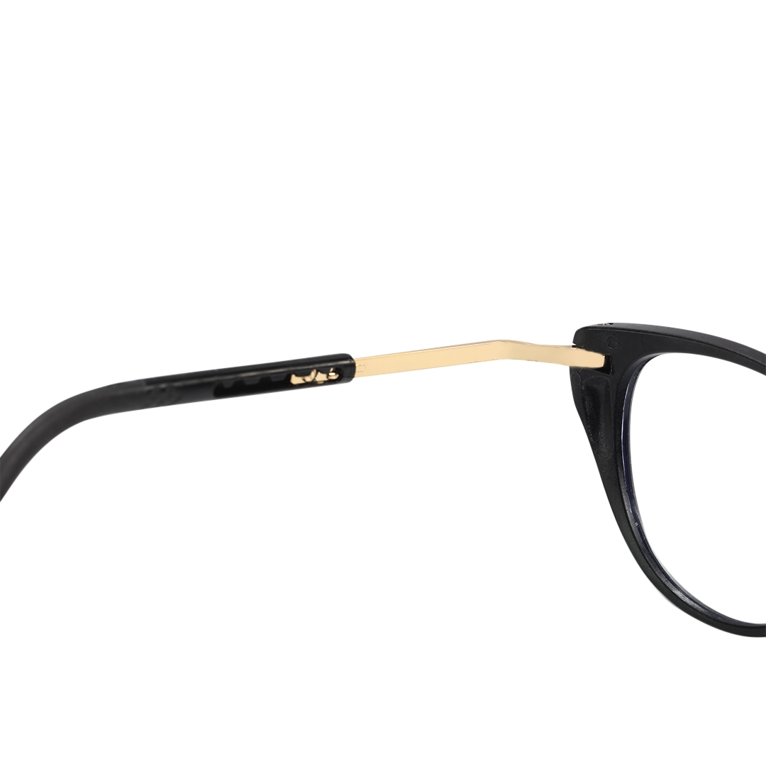 Hinge detail of Nexio cat eye pc magnetic clip-on eyeglasses CP0072512 in black