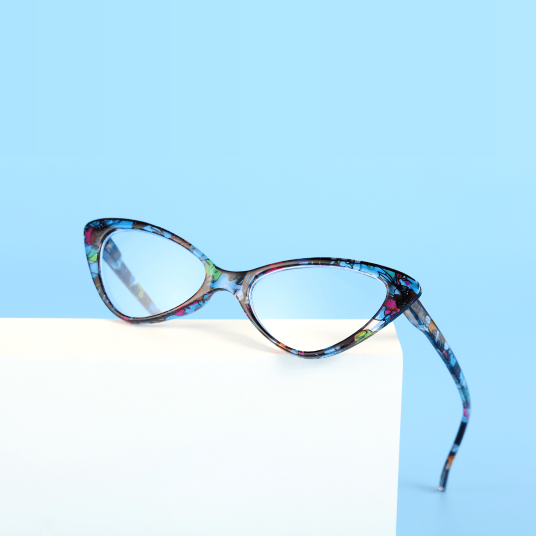 Scene close-up view of Atticus vintage cat eye pc eyeglasses in blue tortoise. SPU: CP0092404