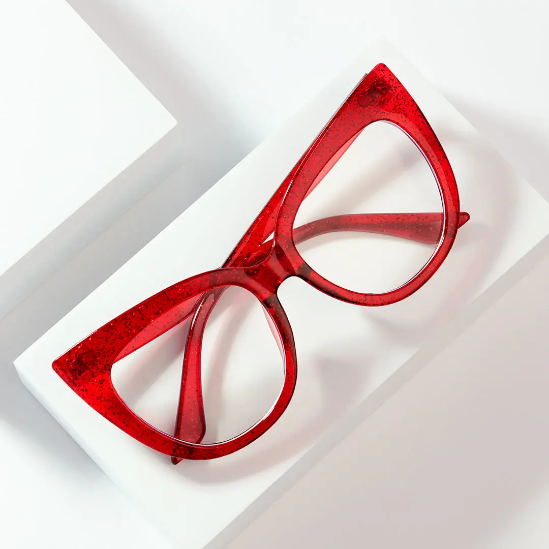 Scene close-up view of Cloto cat eye pc eyeglasses CP0122306 in red