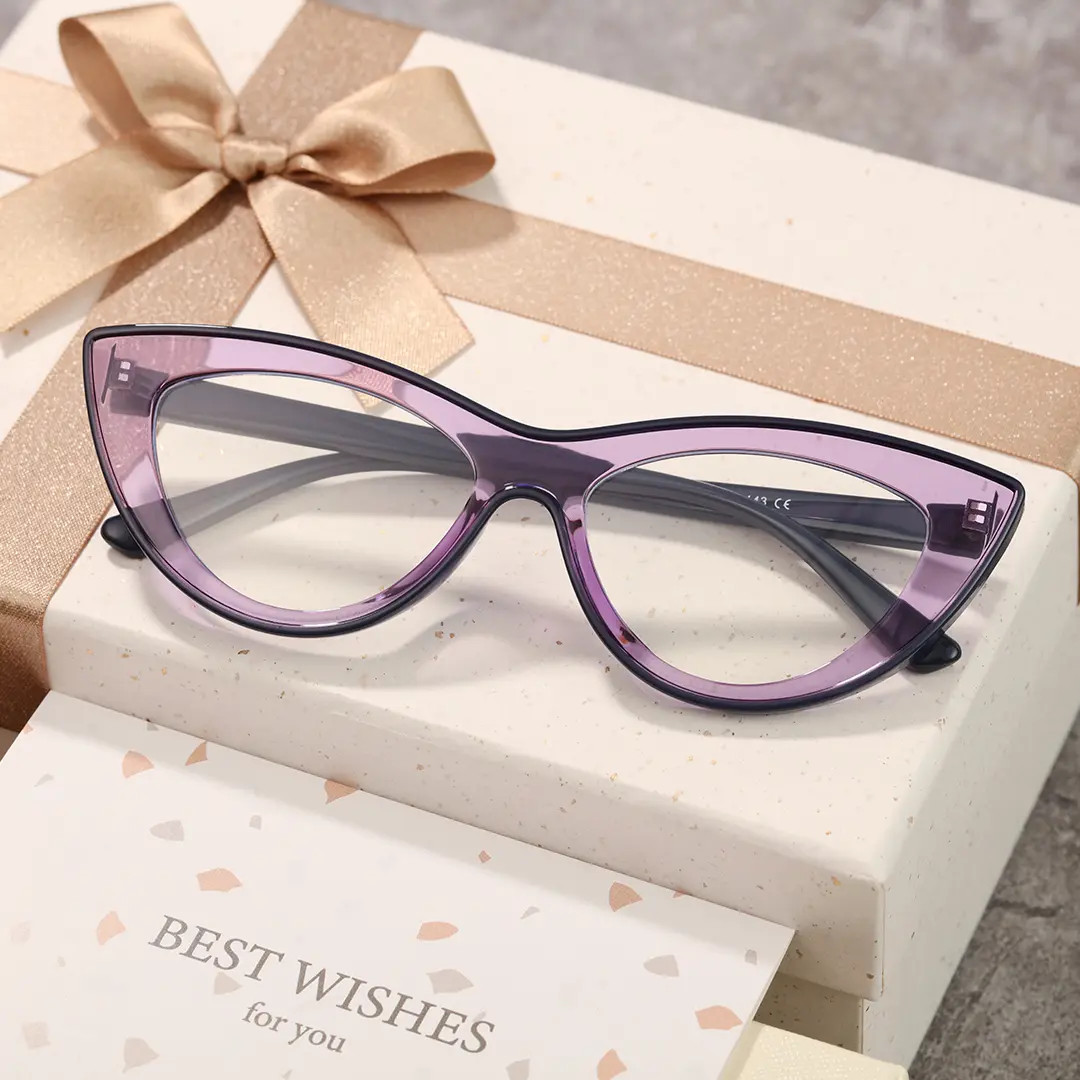 Scene view of Quinn vintage cat eye tr90 eyeglasses CR0012307 in purple