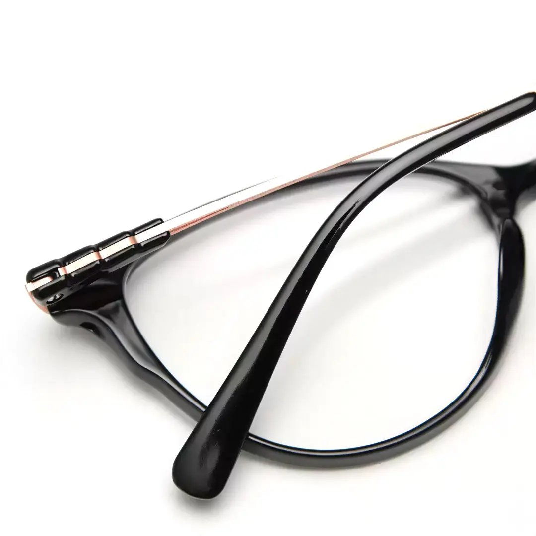 Frame detail view of Vagan cat eye tr90 eyeglasses CR0072409 in black