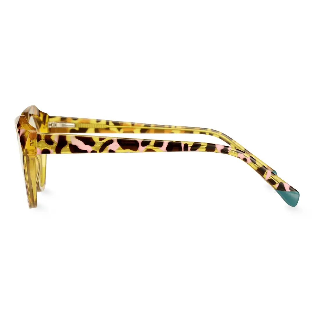 Side view of Qcintin vintage cat eye tr90 eyeglasses CR0082411 in yellow tortoise
