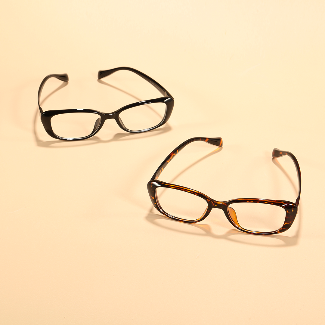 Scene view of Xena y2k cat eye tr90 eyeglasses CR0332601 in black