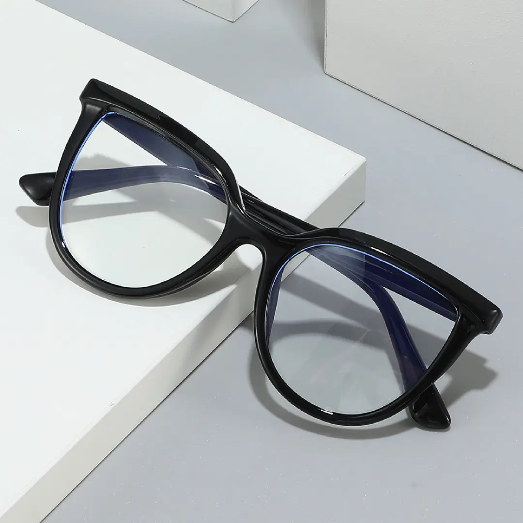 Set view of Baue cat eye tr90 eyeglasses CR0442302 in black