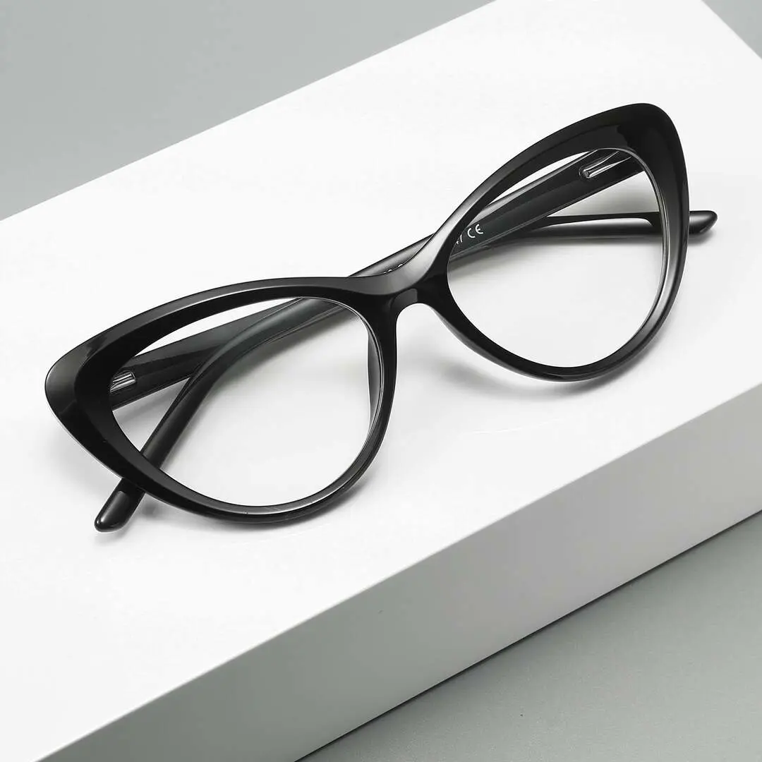 Scene view of bking cat eye tr90 eyeglasses CR0902302 in black