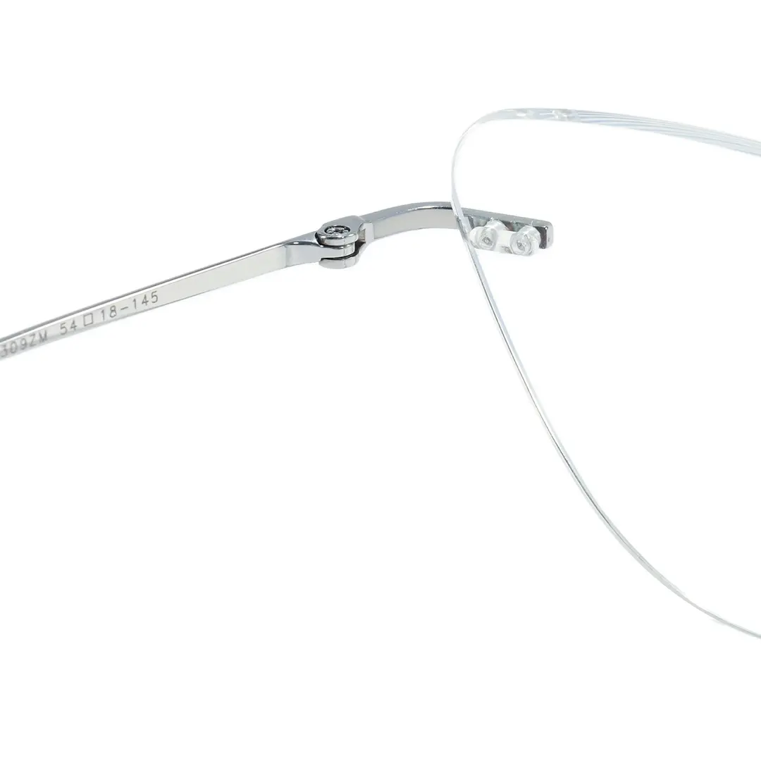 Hinge detail of Thalassa cat eye titanium eyeglasses in silver. SPU: CT0272604