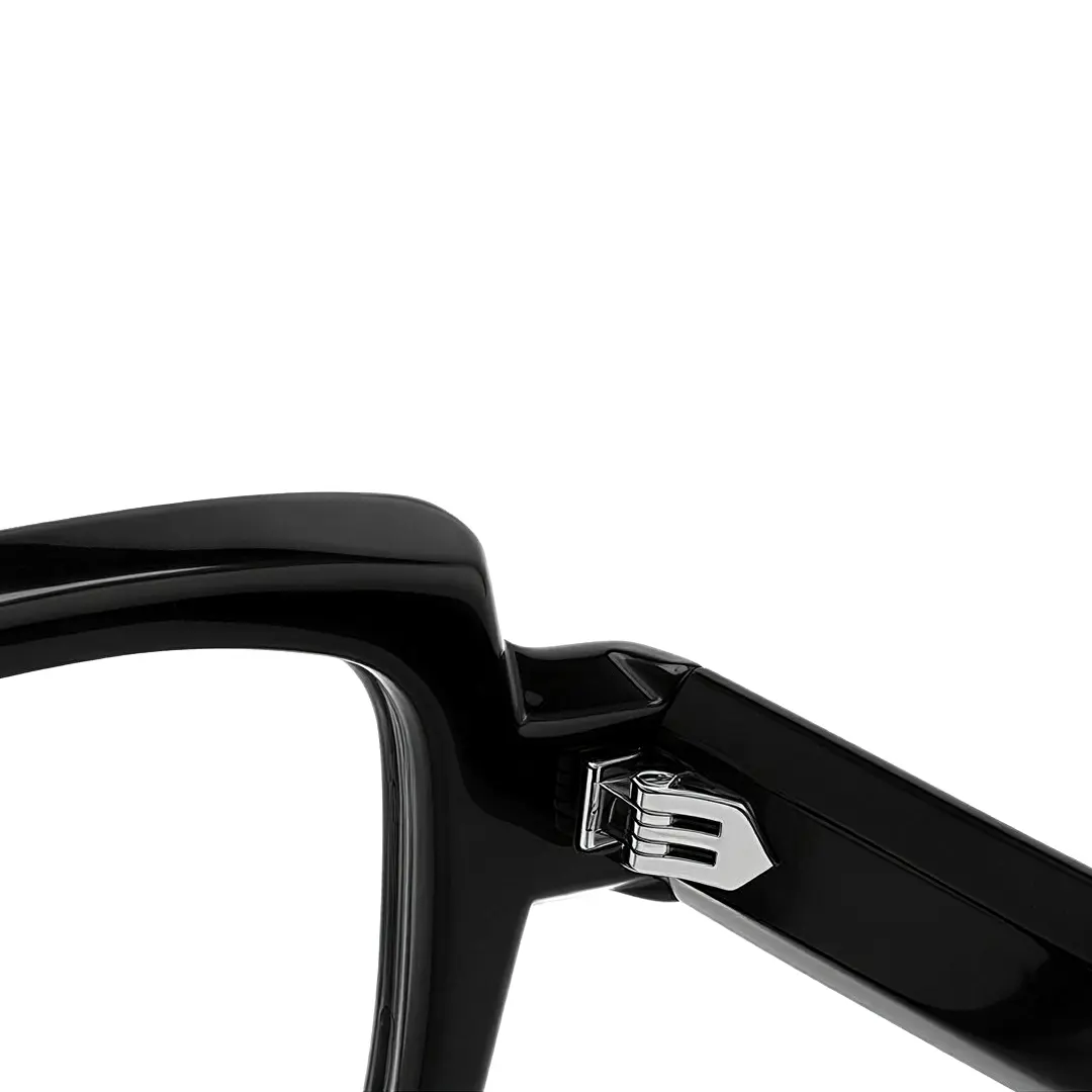Hinge detail of Maye rectangle acetate eyeglasses EA0072302 in black