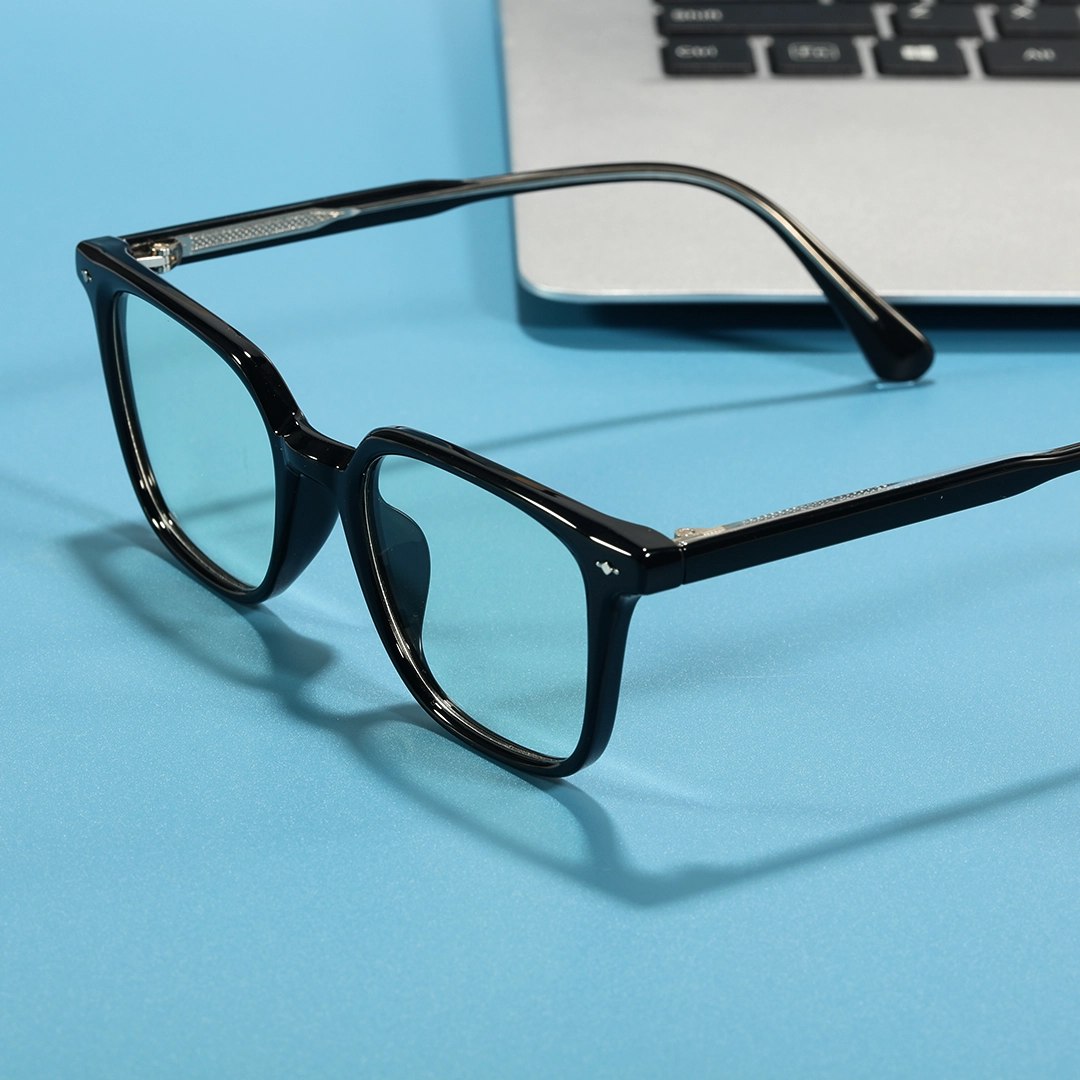 Scene view of Ailany rectangle tr90 eyeglasses ER0112508 in black