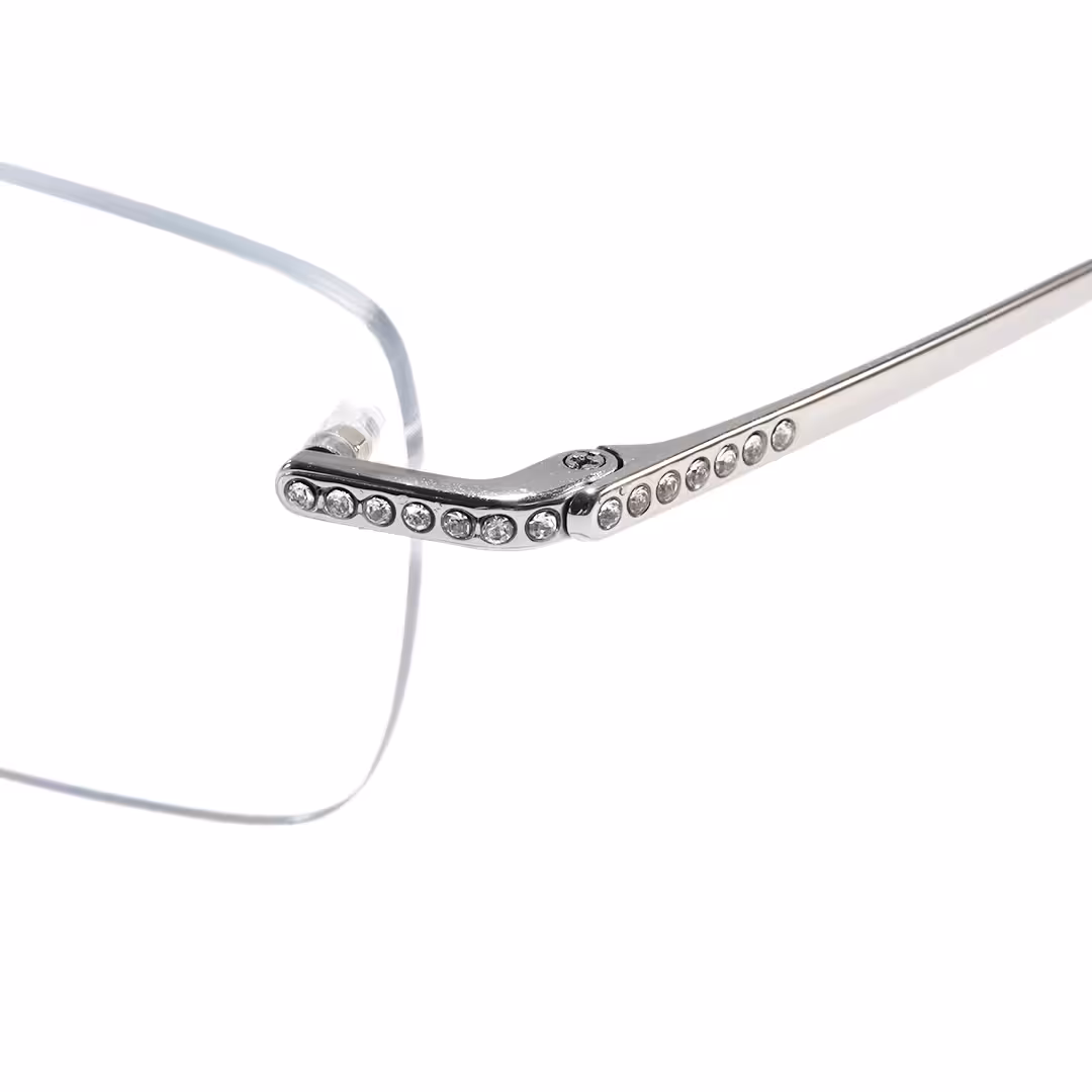 End piece detail of Valeo rectangle titanium eyeglasses ET0022605 in silver