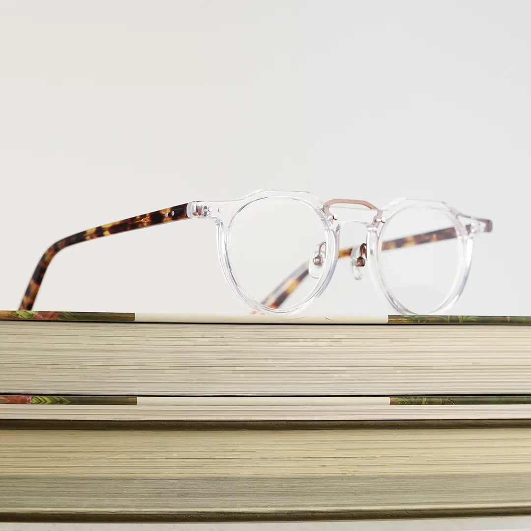 Scene close-up view of Shirley vintage geometric acetate eyeglasses in clear. SPU: GA0022408