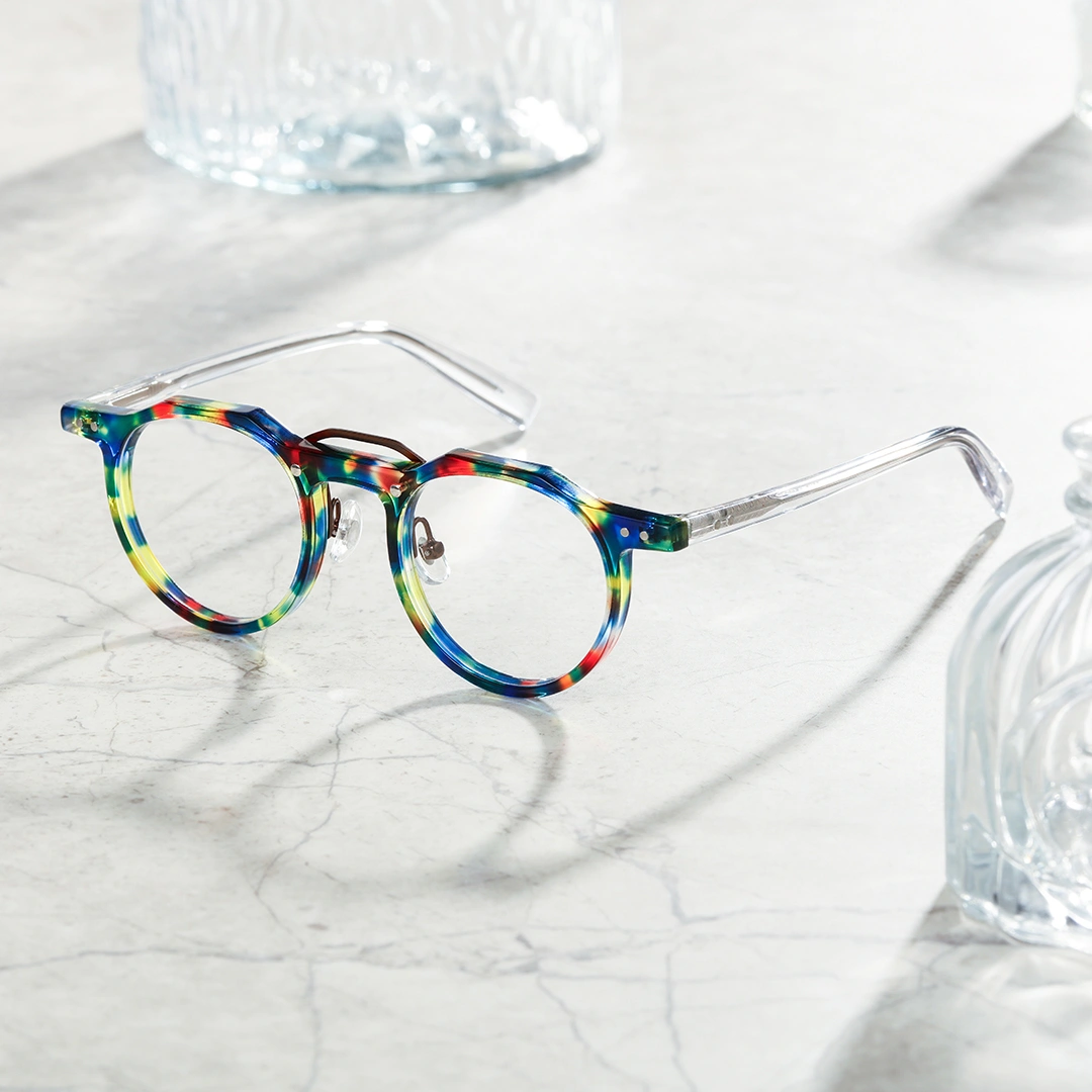 Scene close-up view of Shirley geometric acetate eyeglasses GA0022408 in multicolor