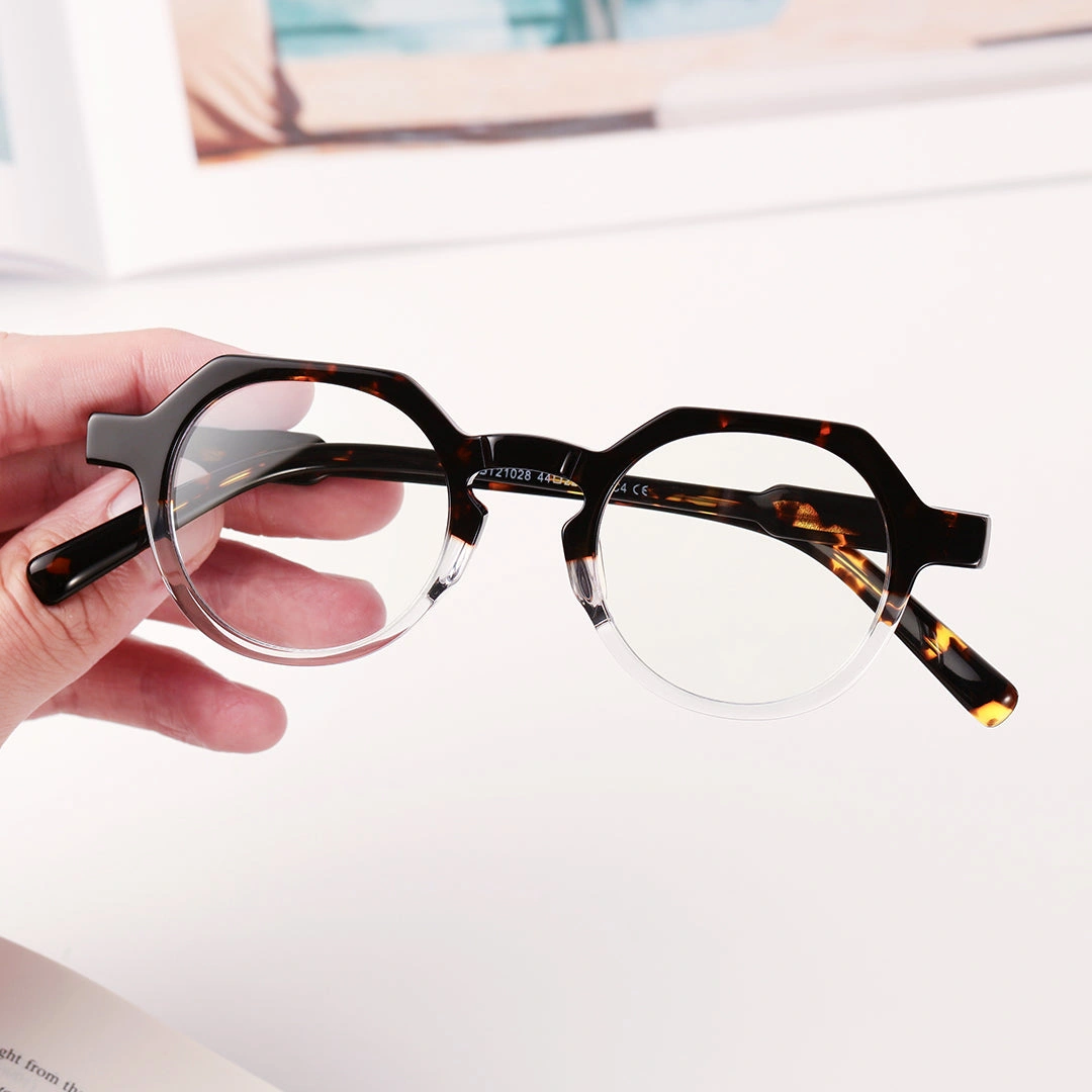 Scene close-up view of Gary vintage geometric acetate eyeglasses GA0152209 in tortoise