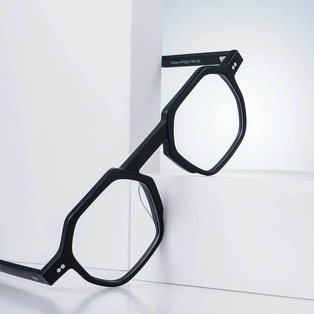 Scene view of Dreama vintage geometric acetate eyeglasses GA0202403 in black