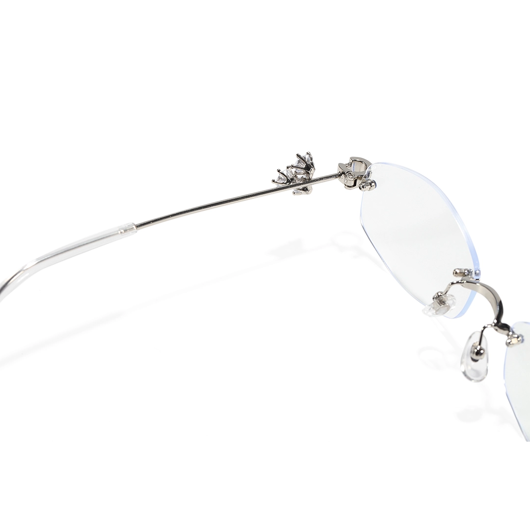 Hinge detail of Spotlight y2k geometric metal eyeglasses GM0102510 in silver
