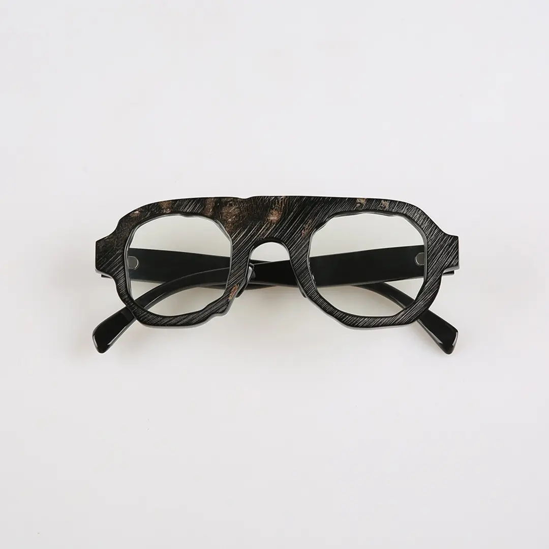 Front folded view of Flint geometric natural ox horn handcrafted eyeglasses GO0242511 in gray