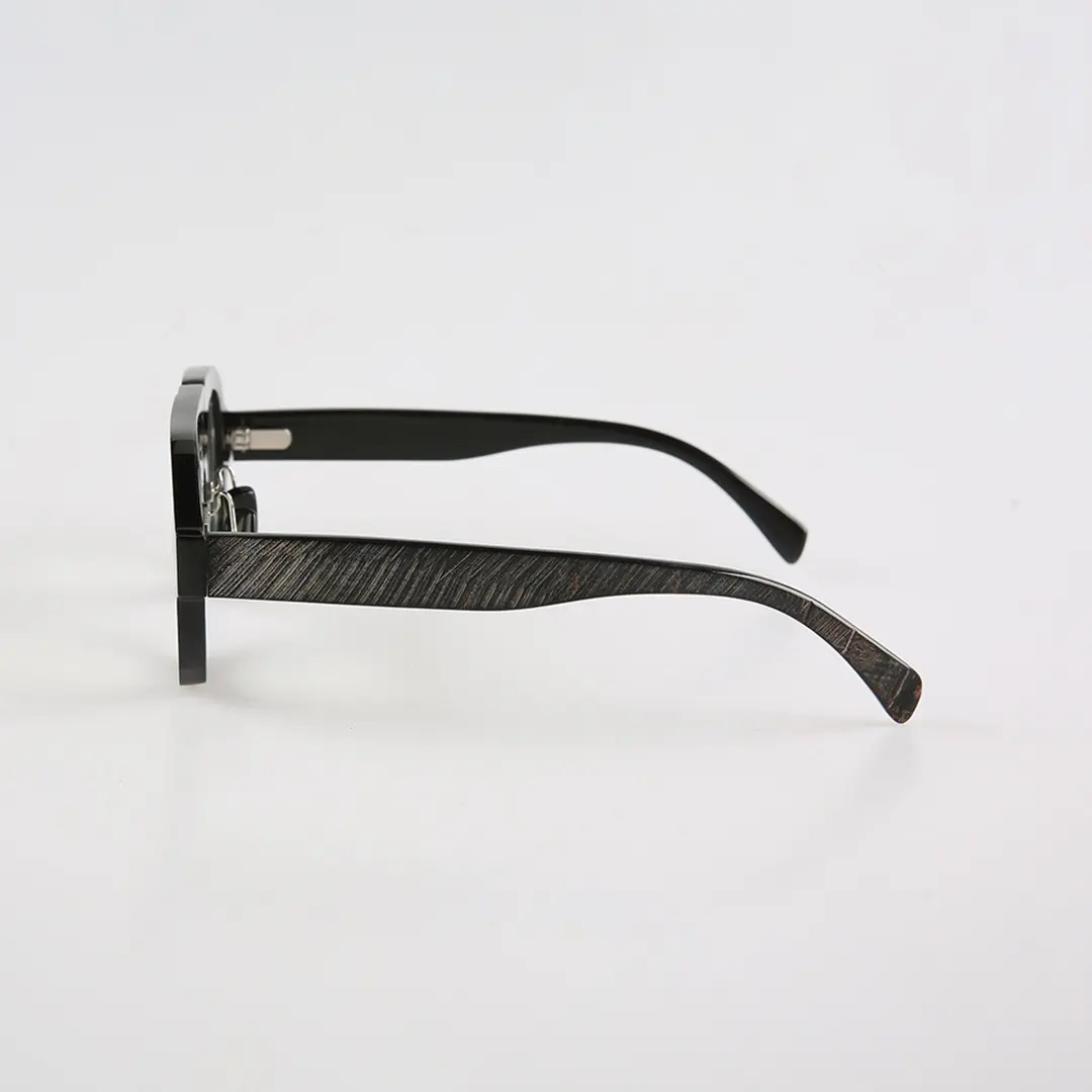 Side view of Flint geometric natural ox horn handcrafted eyeglasses GO0242511 in gray