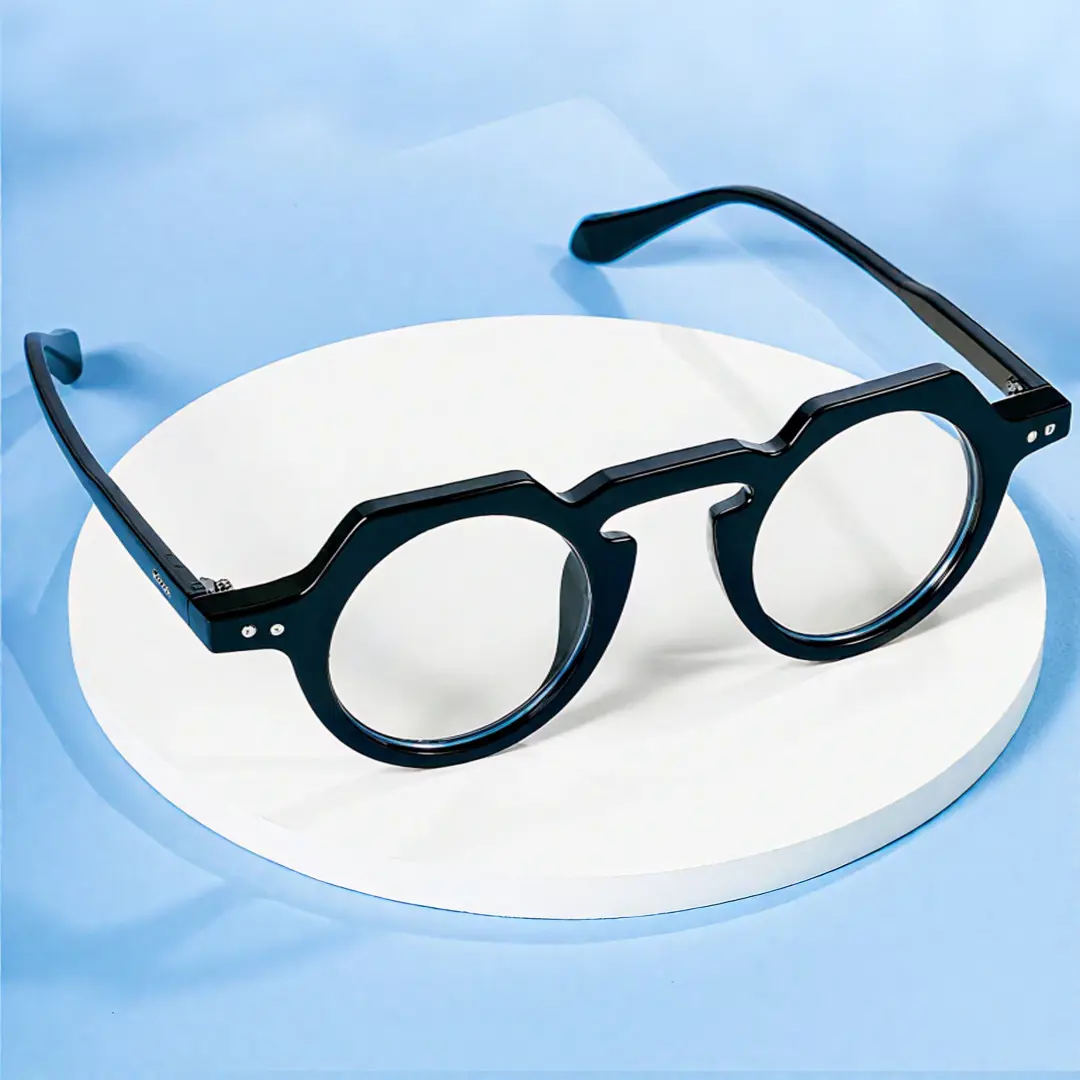 Scene view of Zion vintage geometric pc eyeglasses GP0122308 in black