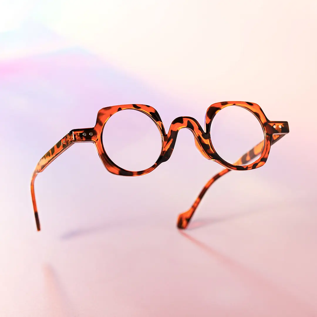 Scene view of Rust vintage geometric pc eyeglasses GP0342411 in tortoise