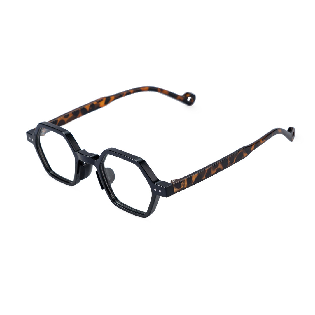 Angle view of Milio vintage geometric tr90 eyeglasses GR0232302 in black