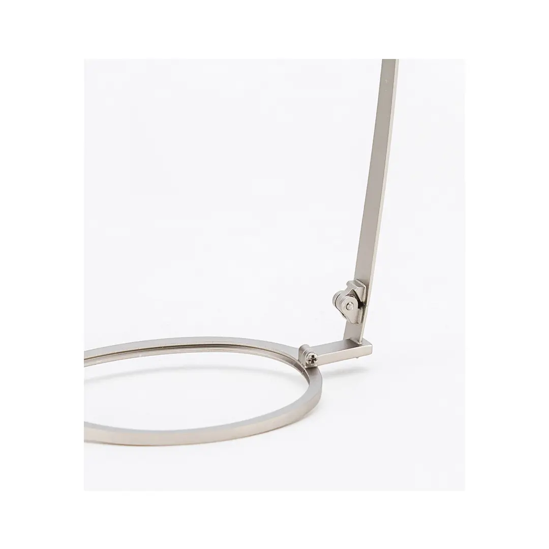 Spring hinge detail of Tonny oval metal eyeglasses OM0592302 in silver