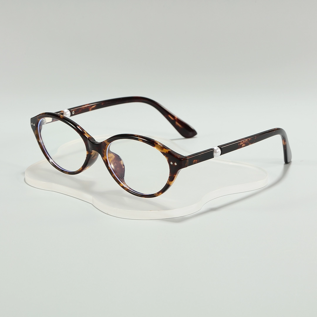 Scene view of Sabine y2k oval tr90 eyeglasses OR0192509 in tortoise