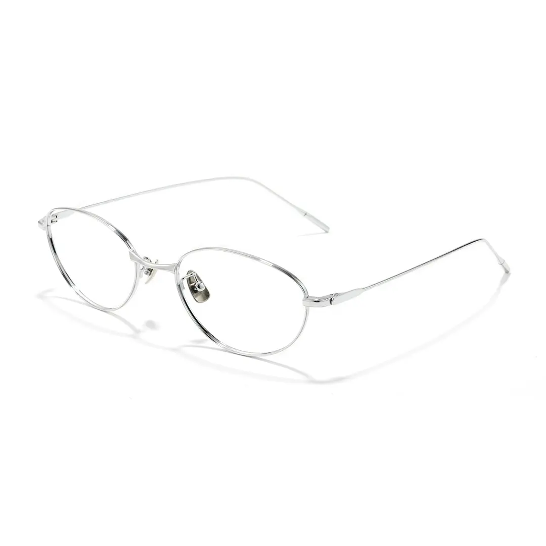 Angle view of Value oval titanium eyeglasses OT0072501 in silver