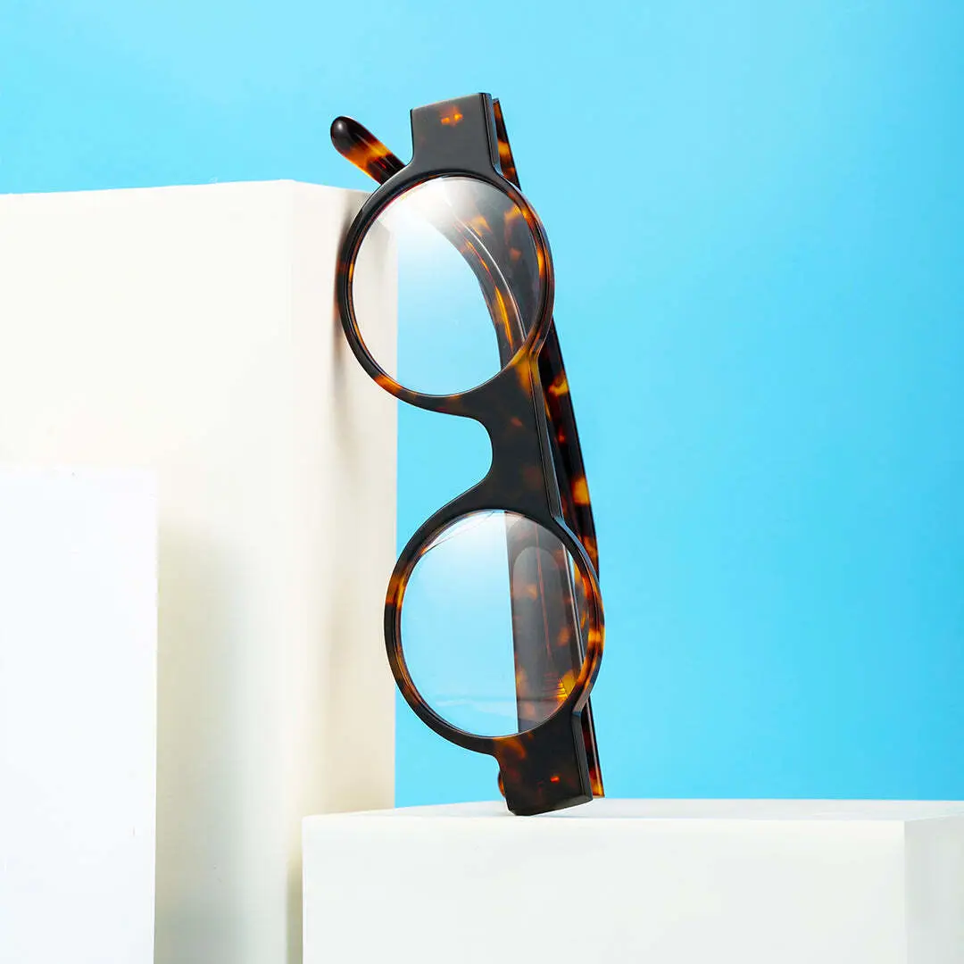 Scene view of Dora round acetate eyeglasses RA0232404 in tortoise