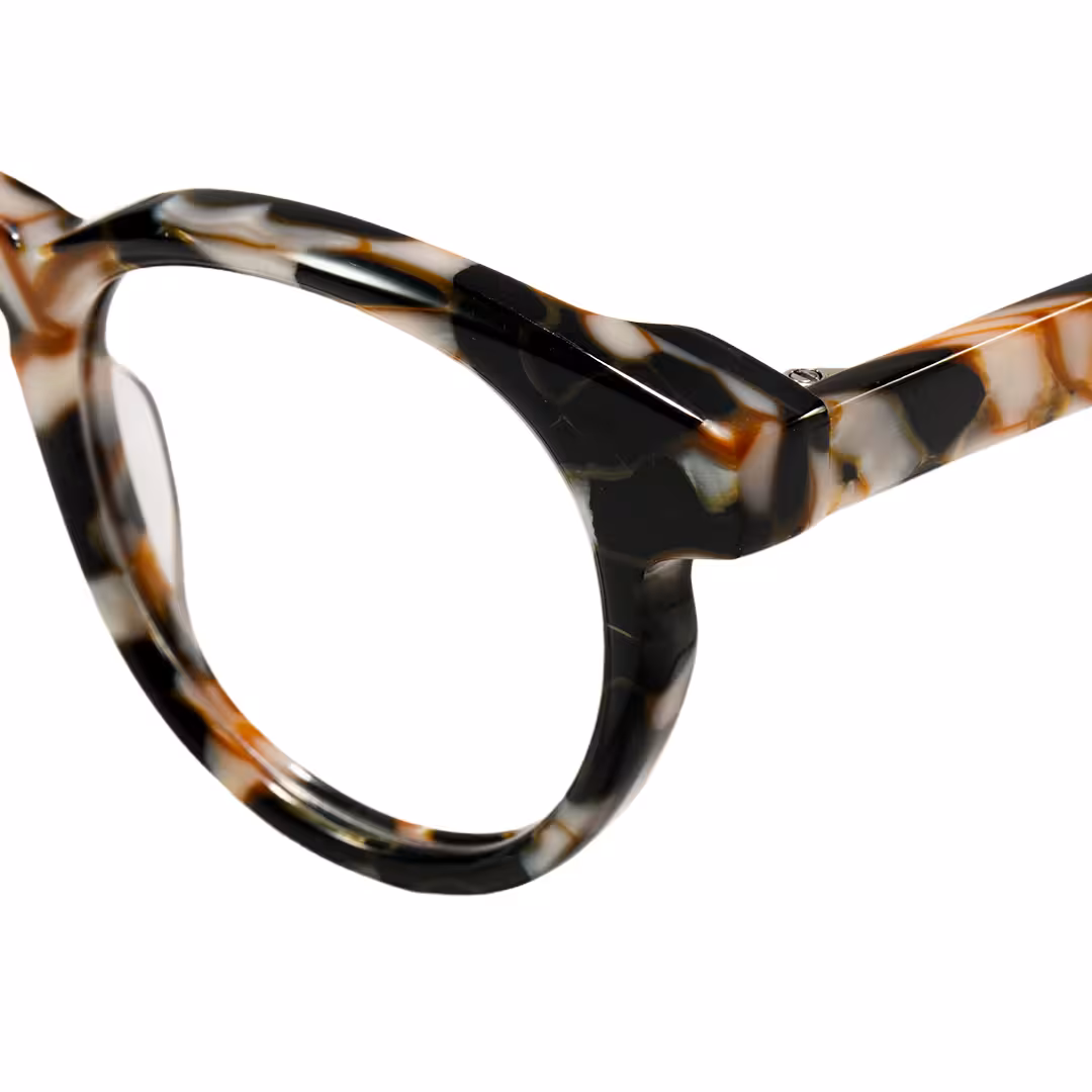 End piece detail of Moxie colorful round acetate eyeglasses RA0402605 in tortoise