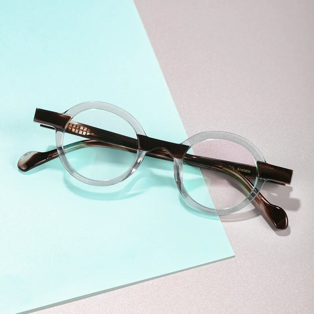 Scene close-up view of Bred vintage round acetate eyeglasses RA0412302 in clear