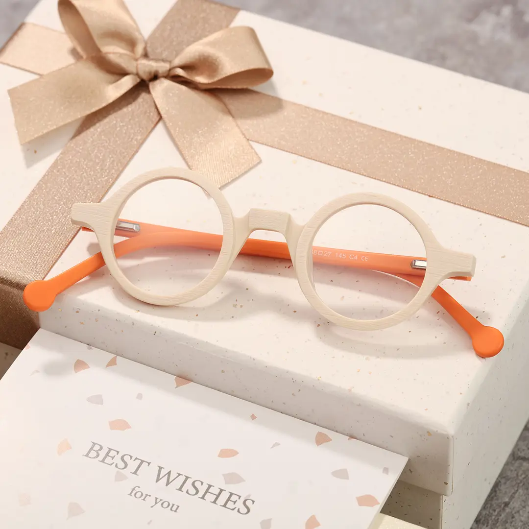 Scene close-up view of Rich round acetate eyeglasses RA0572302 in beige