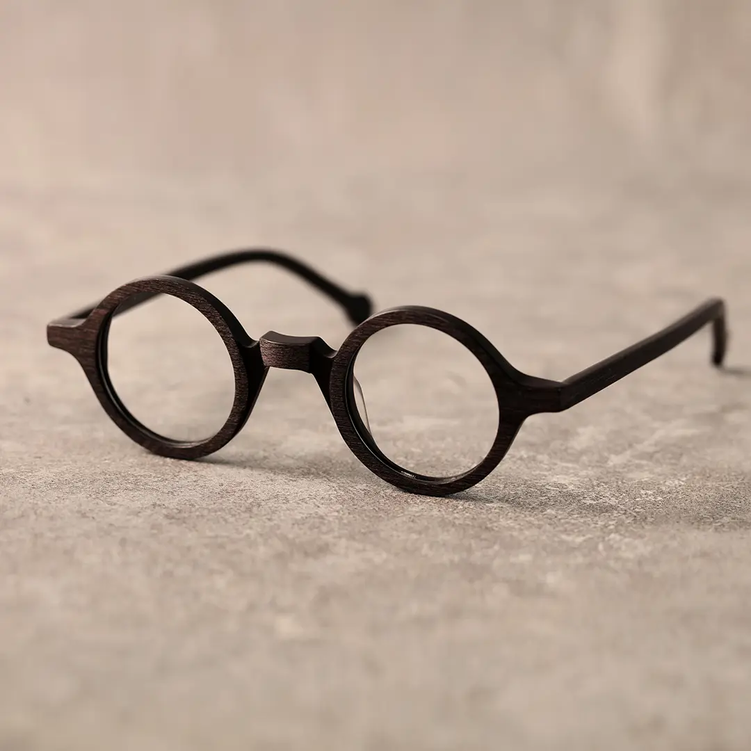 Scene view of Rich round acetate eyeglasses RA0572302 in brown