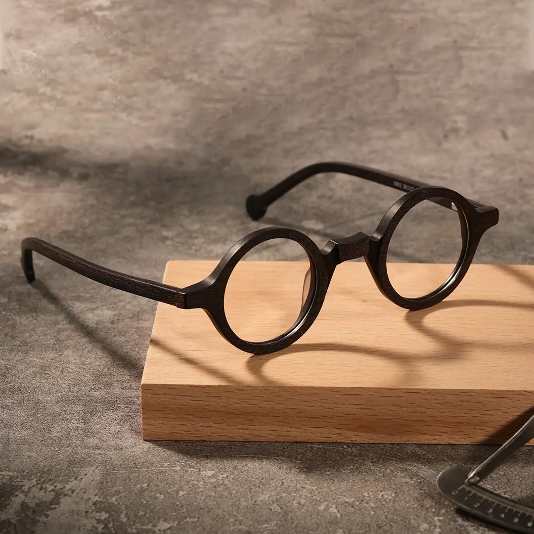 Scene close-up view of Rich vintage round acetate eyeglasses in brown. SPU: RA0572302