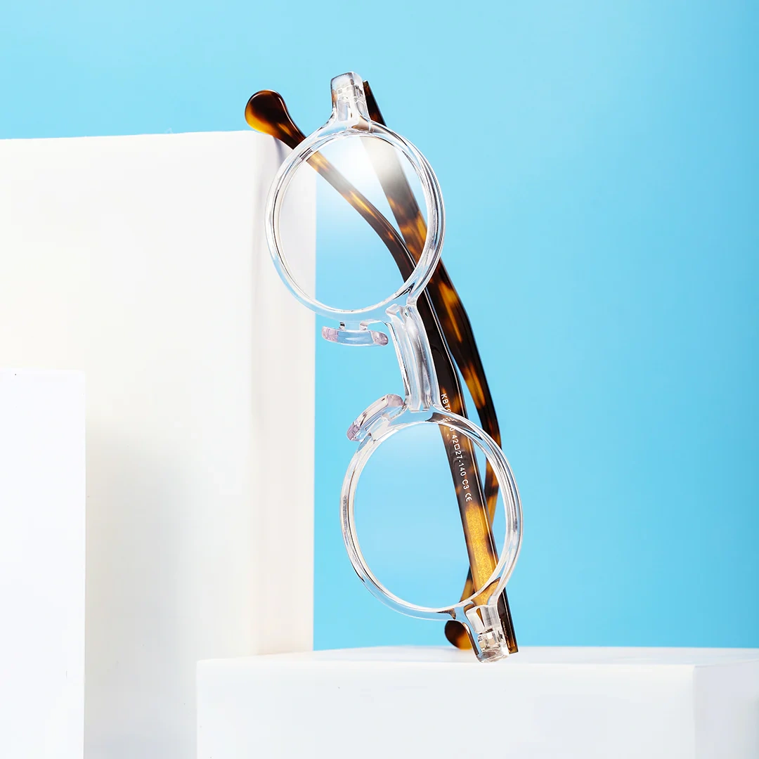 Scene view of Mint round acetate eyeglasses RA0612302 in clear