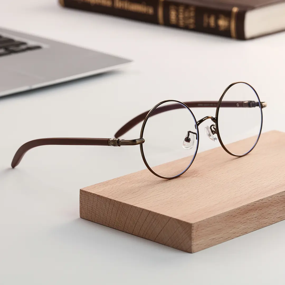 Scene view of Sivigny vintage round metal eyeglasses RM0302407 in bronze