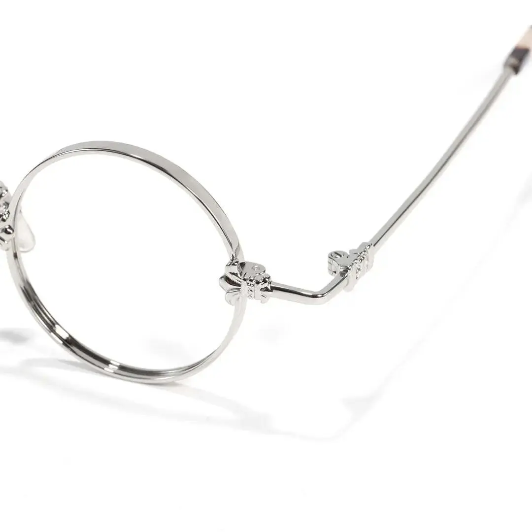 End piece detail of Eddie john lennon round metal eyeglasses RM0352505 in silver