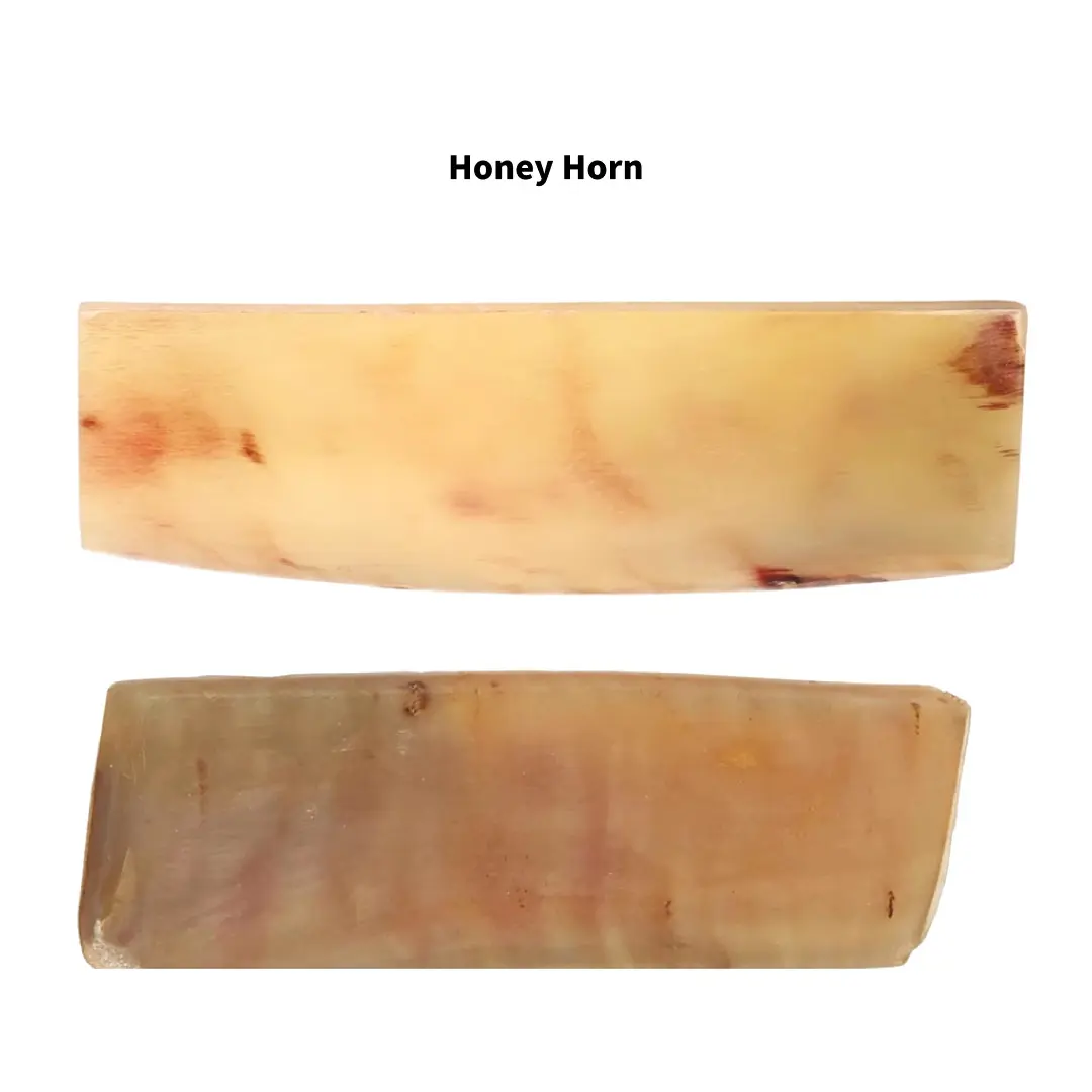 Material detail of Kerno round natural ox horn handcrafted eyeglasses RO0312511 in white