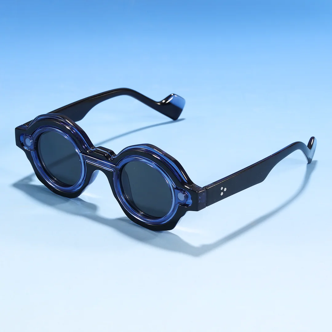 Scene view of Shay fashion round pc magnetic clip-on eyeglasses set with interchangeable clip-on lenses in blue. SPU: RP0012604
