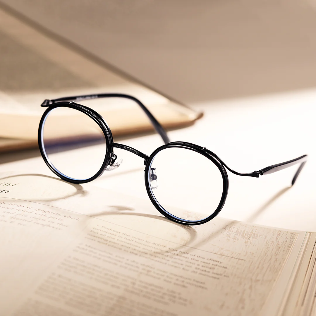 Set view of Kayla vintage round tr90 eyeglasses RR0192209 in black