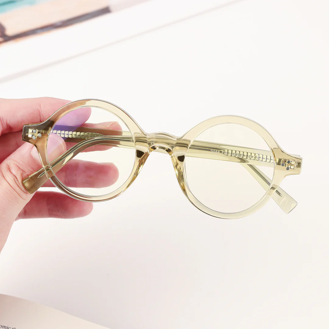 Scene view of Buif round tr90 eyeglasses RR0352302 in beige