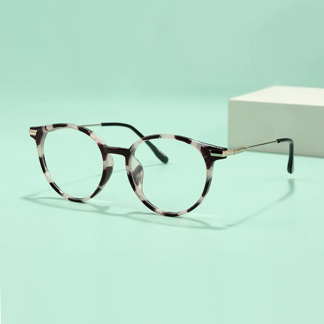 Scene view of Alea round tr90 eyeglasses RR0382504 in tortoise