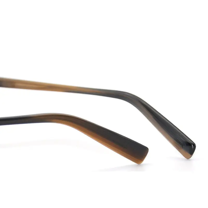 Temple detail of Floria vintage square acetate eyeglasses SA0112302 in tortoise