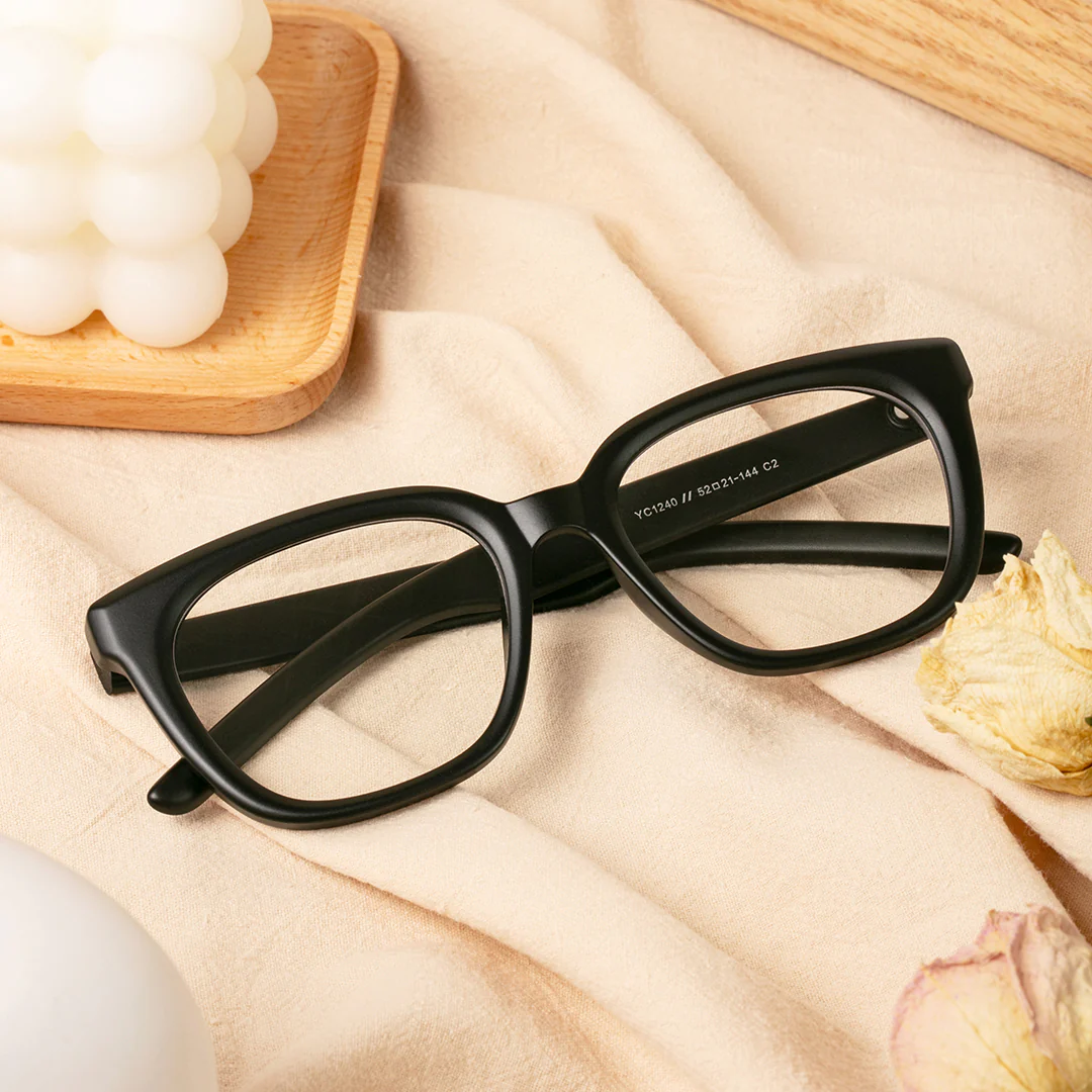 Front folded view of Wow square acetate eyeglasses SA0122401 in black
