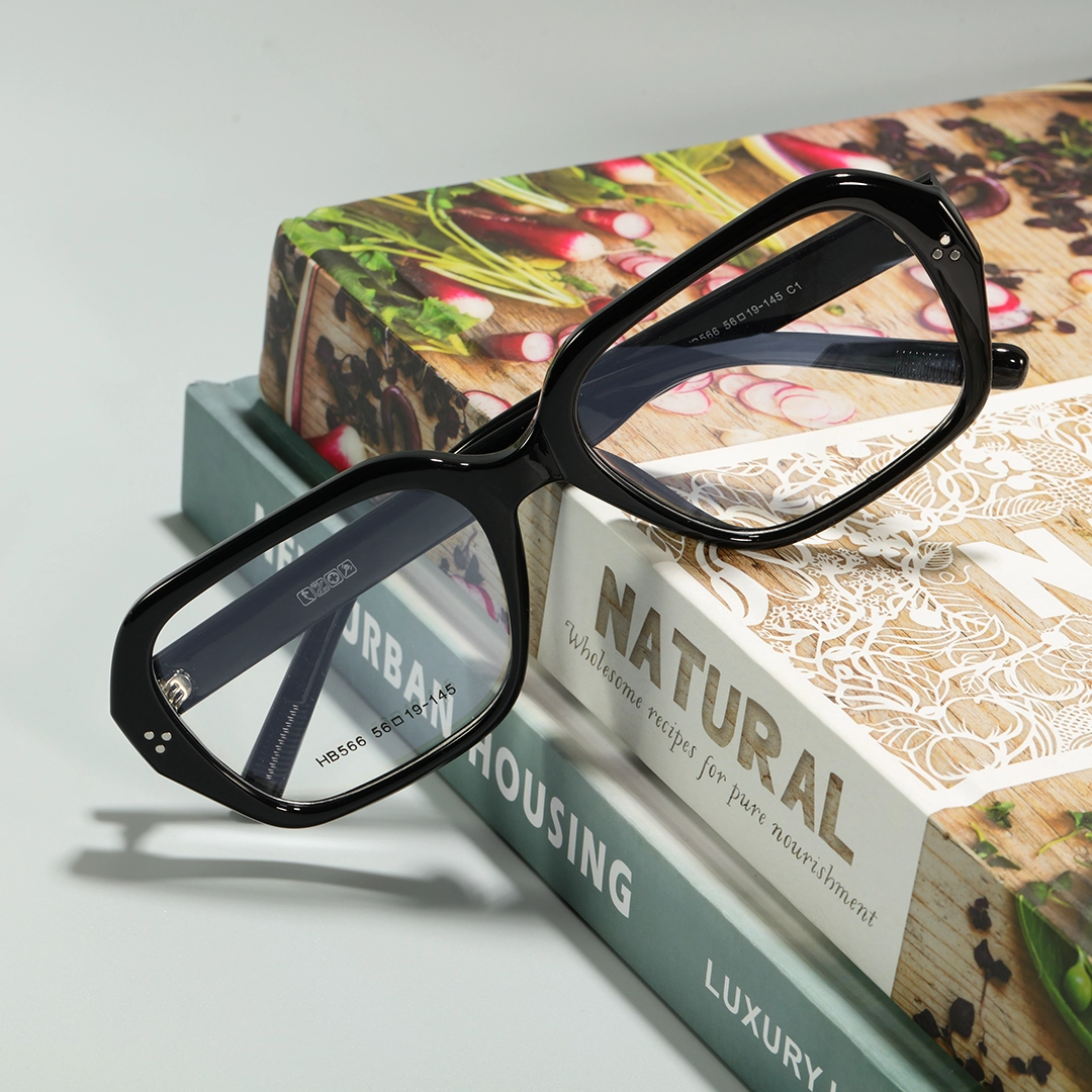 Scene view of Cerise square tr90 eyeglasses SR0292509 in black