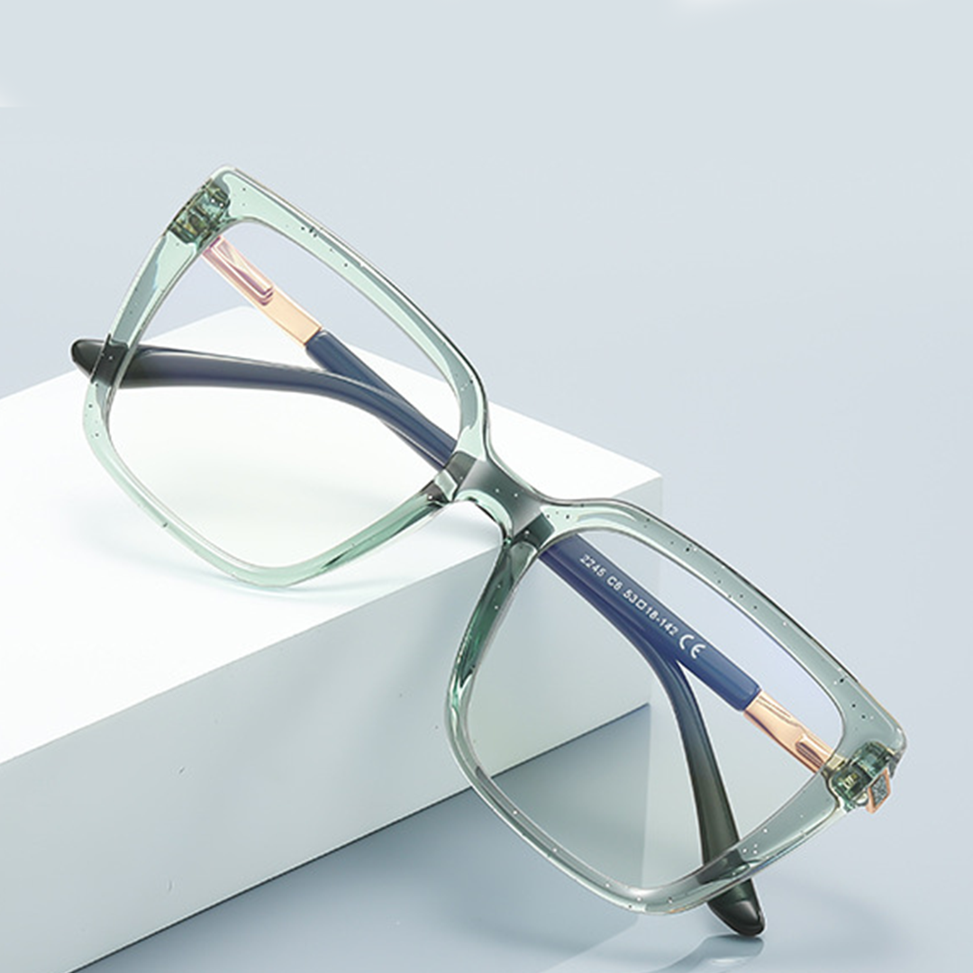 Scene view of Selene square tr90 eyeglasses SR0312508 in green